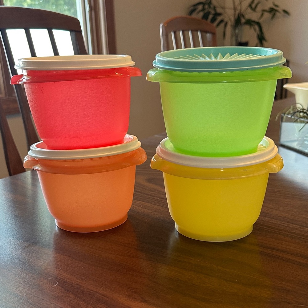VTG TUPPERWARE Sheer collection Container STORAGE BOWL 886 with Lid 812